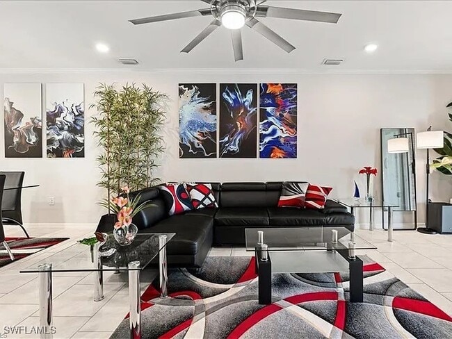 property at 14672 Edgewater Cir