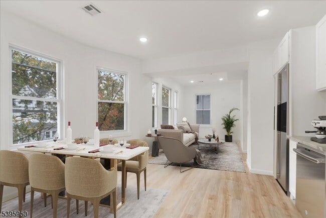 property at 813 S 12th St