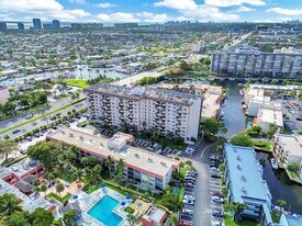 777 S Federal Hwy, Unit RP405 in Pompano Beach, FL - Building Photo