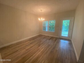 1001 Clay Ave in Panama City, FL - Building Photo - Building Photo