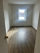 221 8th St E in Owen Sound, ON - Building Photo - Building Photo