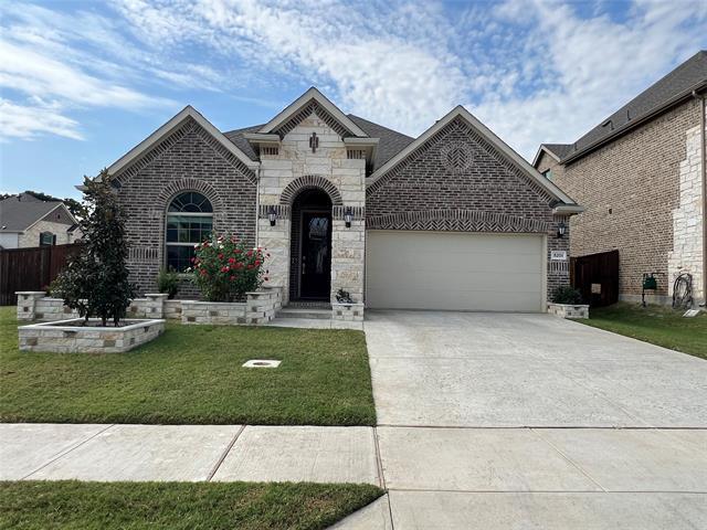 5201 Summer Shade Ln in Flower Mound, TX - Building Photo