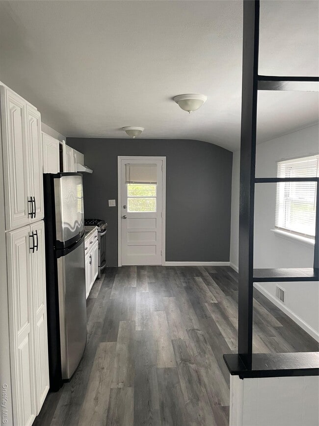 173 Sugarwood Ln in Central Islip, NY - Building Photo - Building Photo