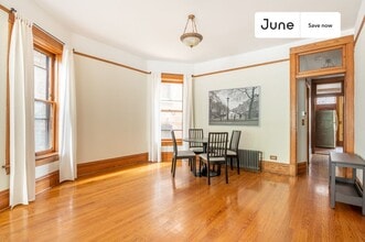 3508 N Sheffield Ave in Chicago, IL - Building Photo - Building Photo