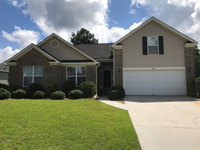 property at 437 Plantation Pl