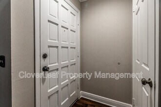 165 W Rampart Dr in San Antonio, TX - Building Photo - Building Photo