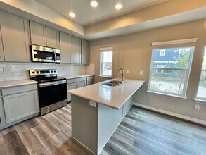 1688 Grand Ave in Windsor, CO - Building Photo - Building Photo