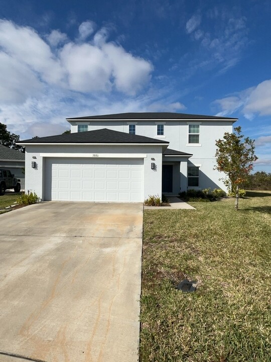 3880 Fescue St in Clermont, FL - Building Photo