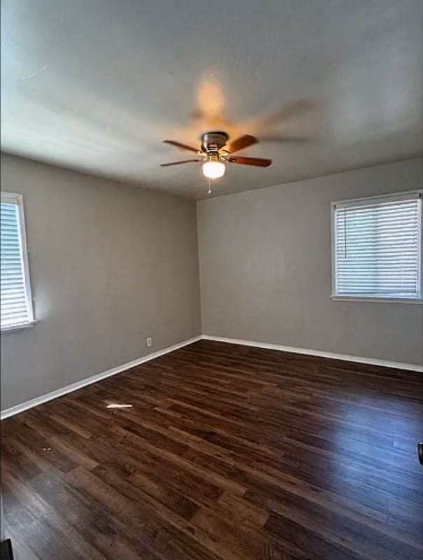 1402 S Sycamore St in Santa Ana, CA - Foto de edificio - Building Photo