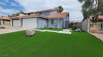 2600 Sidonia Ave in Las Vegas, NV - Building Photo