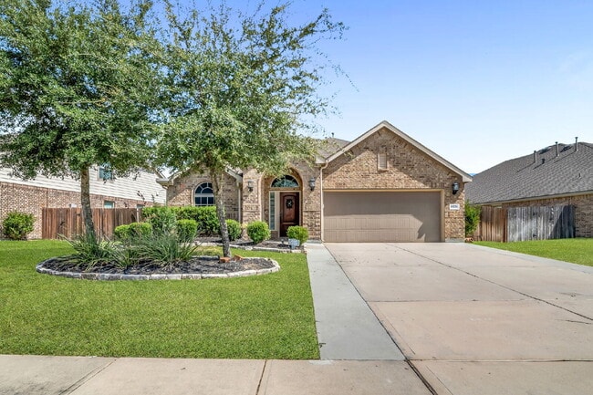 18739 Laurel Hills Dr in New Caney, TX - Building Photo - Building Photo