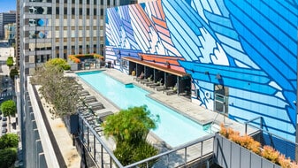 Pegasus in Los Angeles, CA - Building Photo