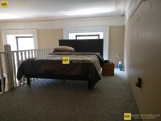 270 Beacon St, Unit 2F in Boston, MA - Building Photo - Building Photo