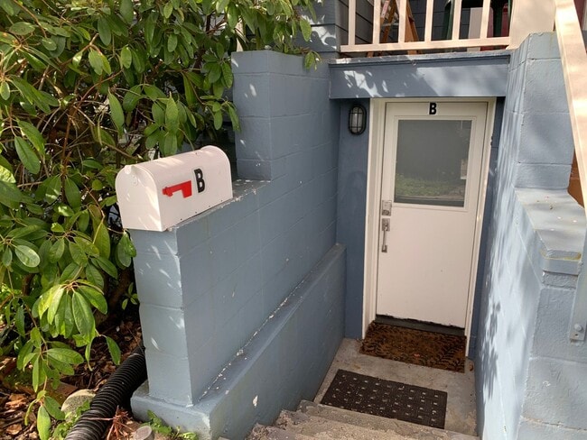 3515 Meridian Ave N in Seattle, WA - Building Photo - Building Photo