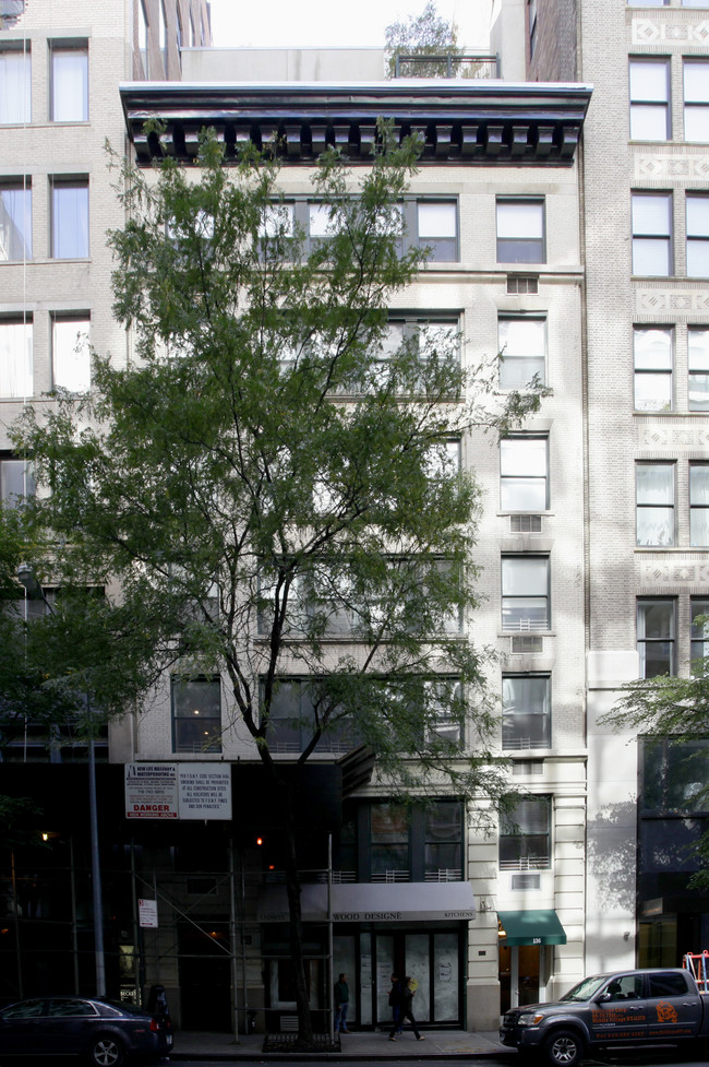 136-138 W 22nd St in New York, NY - Foto de edificio - Building Photo