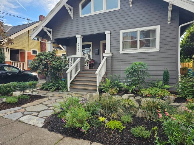 property at 3920 SE Grant St