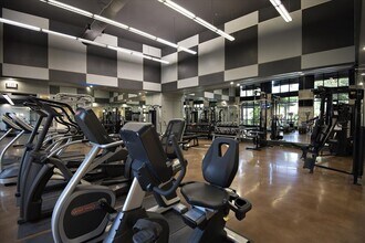 24535 Town Center Dr in Santa Clarita, CA - Building Photo - Building Photo