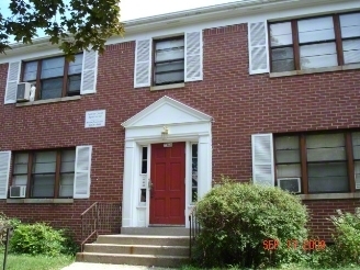 Sunrise Apartments in Milwaukee, WI - Building Photo - Building Photo