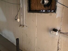 4002 Esseldale Dr, Unit 4002 Esseldale in St. Ann, MO - Foto de edificio - Building Photo