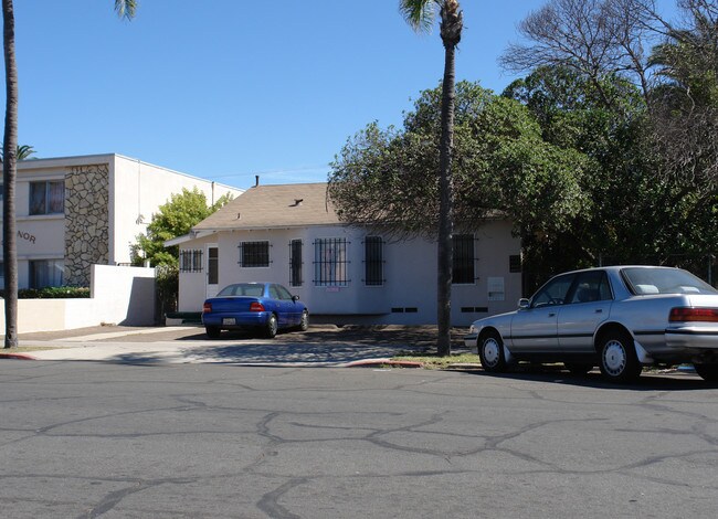 4037-4043 Van Dyke Ave in San Diego, CA - Building Photo - Building Photo