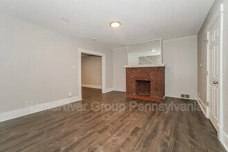 2413 Collins St in McKeesport, PA - Building Photo - Building Photo