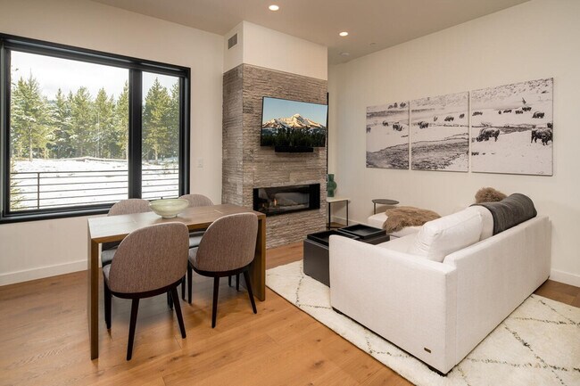 4 Boathouse Way in Big Sky, MT - Building Photo - Building Photo