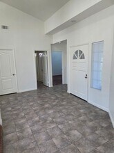 30025 Corte Tolano in Temecula, CA - Building Photo - Building Photo