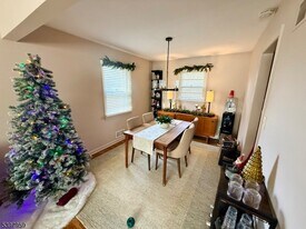 3 Arthur Rd in Bridgewater, NJ - Building Photo