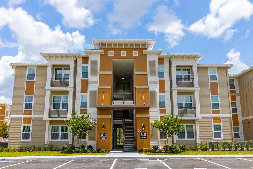 Parc Hill Apartment Homes Orange City, FL Apartments For Rent