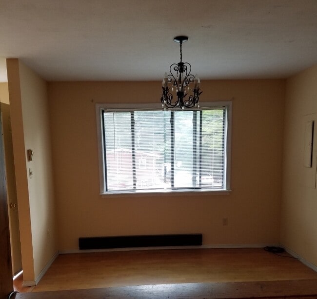 1546 Black Birch Way in Tobyhanna, PA - Building Photo - Building Photo
