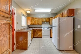 3191 Troy St in Aurora, CO - Foto de edificio - Building Photo