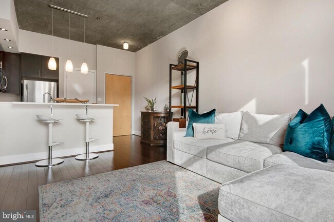 919 Florida Ave NW-Unit -603 in Washington, DC - Building Photo - Building Photo