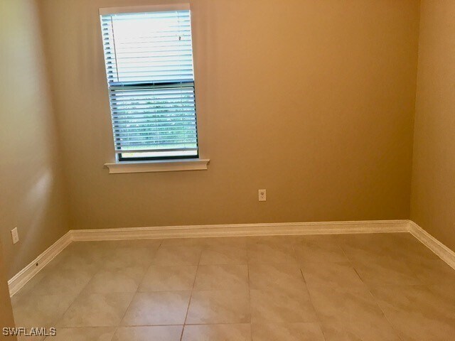 1414 Mockingbird Dr in Naples, FL - Building Photo - Building Photo