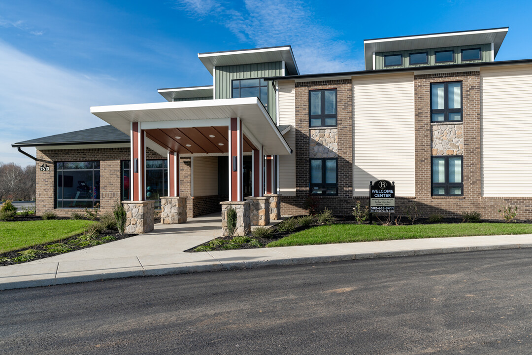 Belmond Flats in Louisville, KY - Building Photo