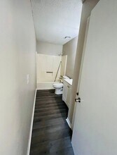 1130 Gordon Ave, Unit A in Pensacola, FL - Foto de edificio - Building Photo