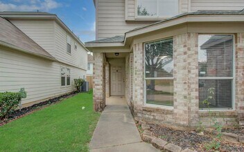 19618 Providence Shore Way in Cypress, TX - Building Photo - Building Photo