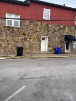 357 11th St, Unit FL-2 in Monaca, PA - Building Photo