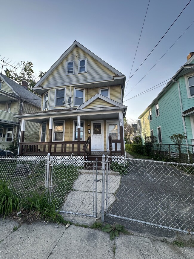 property at 1036 Maplewood Ave