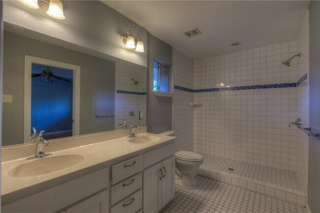 4705 Oldfort Hill Dr in Austin, TX - Building Photo - Building Photo