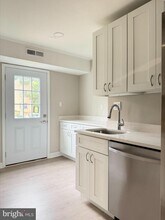 5931 Quantrell Ave in Alexandria, VA - Building Photo - Building Photo