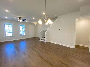 354 Great Lawn Dr in Summerville, SC - Building Photo - Building Photo