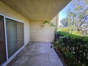 9636 Vía Rimini in Burbank, CA - Building Photo - Building Photo