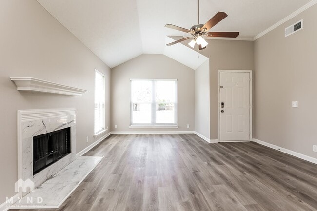 4917 Hickory Woods E in Nashville, TN - Building Photo - Building Photo