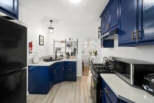 154 E Plymouth St in Long Beach, CA - Building Photo