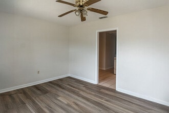 1436 Hudson St in Tallahassee, FL - Building Photo - Building Photo