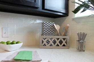 Palmilla Apartments in Charleston, SC - Foto de edificio - Building Photo