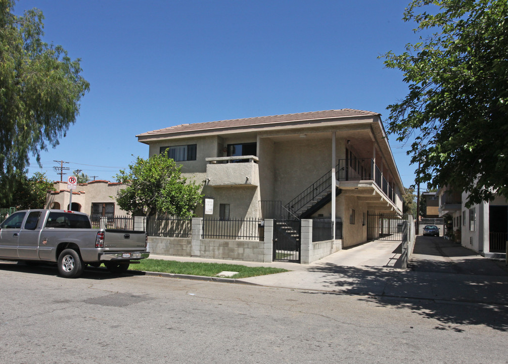 14833 Friar St in Van Nuys, CA - Building Photo