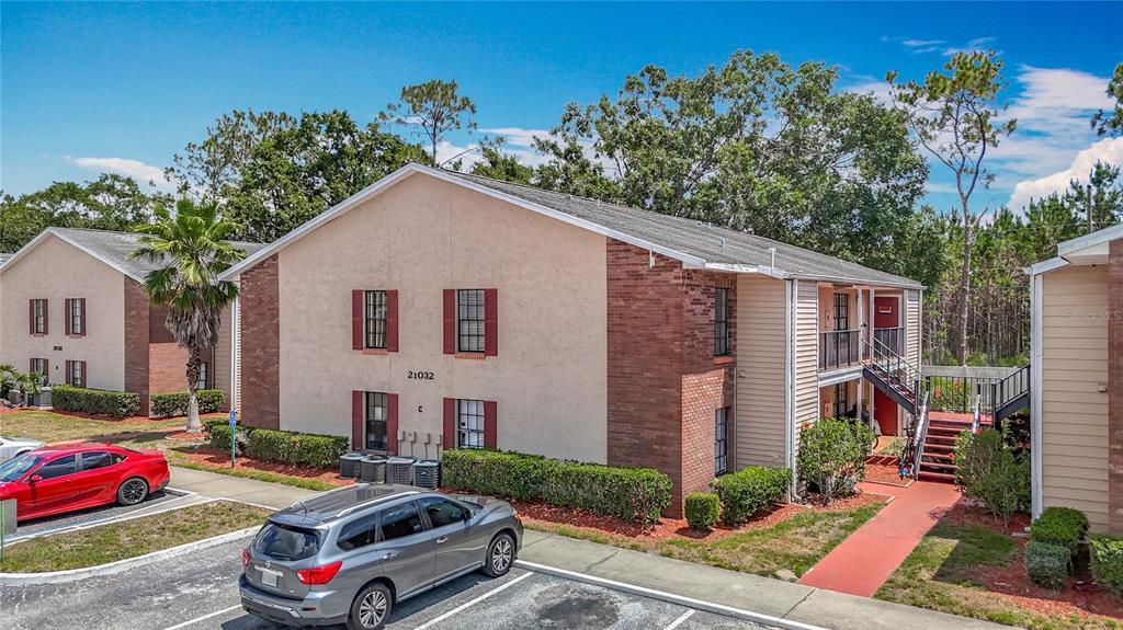 21032 Voyager Blvd in Land O Lakes, FL - Building Photo