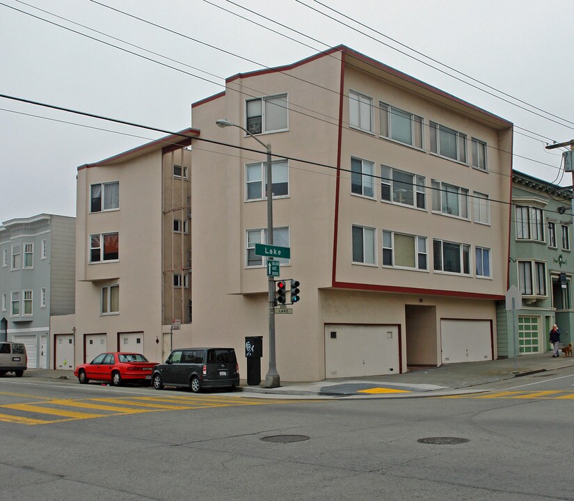 2401 Lake St in San Francisco, CA - Building Photo