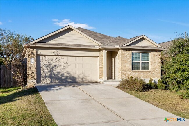 213 Andesite Trl in Buda, TX - Building Photo - Building Photo